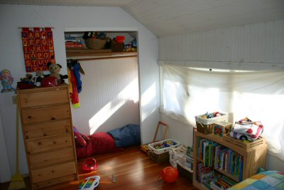 Master Bedroom (2)